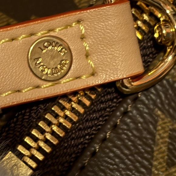 Fashion Lux Vivienne Backpack - Picture 13 of 13